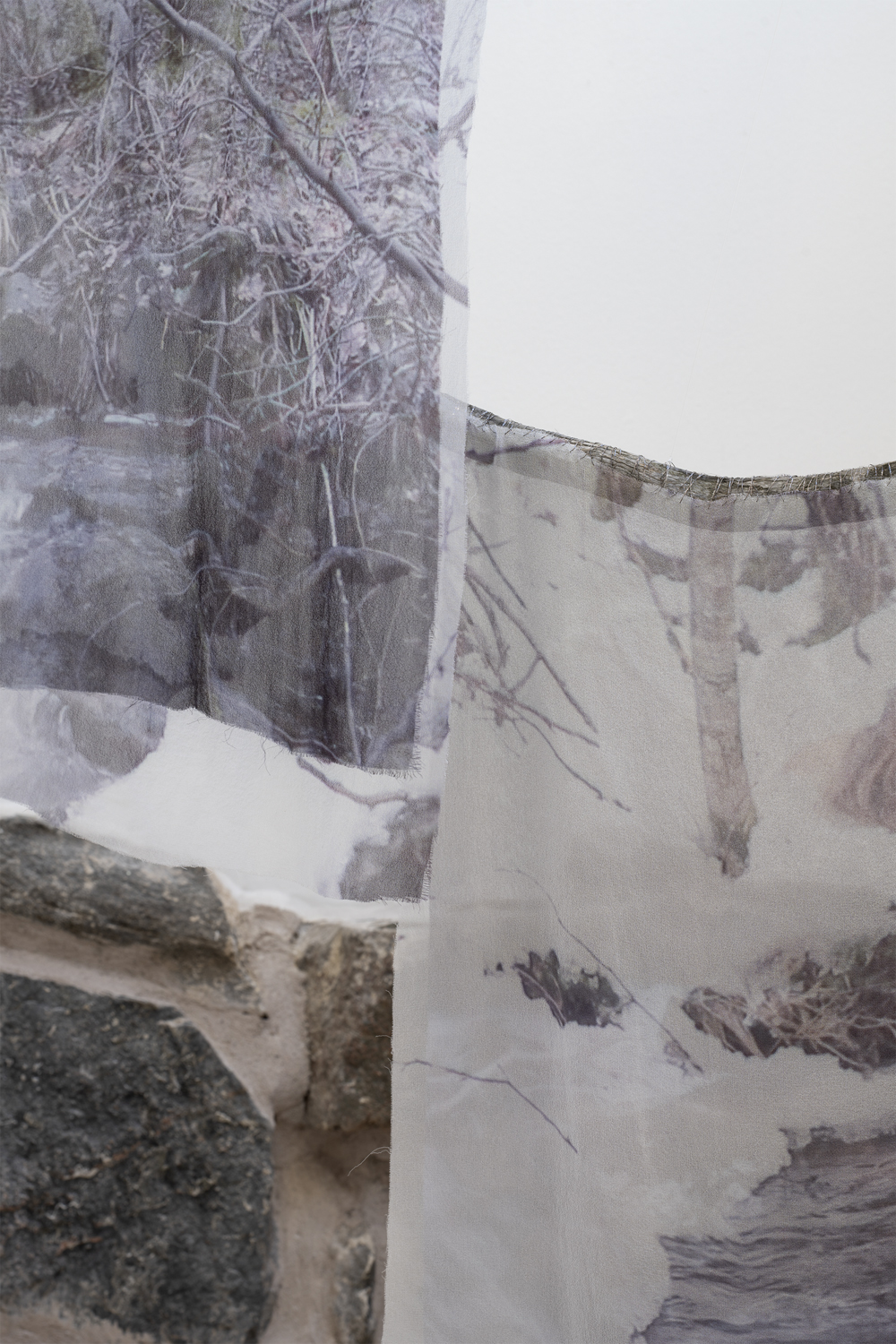 Emma Botin, Selfportraits _ Healing in Nature, Foto David Eng 2