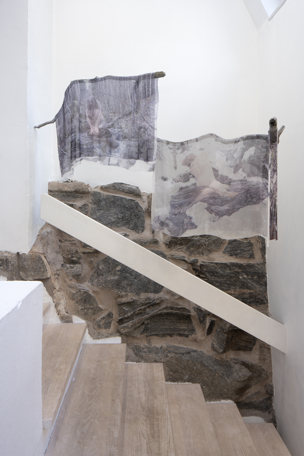 Emma Botin, Selfportraits _ Healing in Nature, Foto David Eng